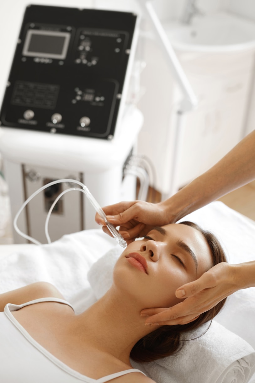 คลินิก และความงาม